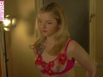 hot cam girl lucydelovely image #4587301