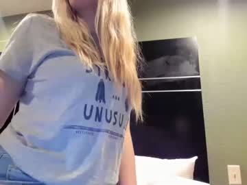 hot cam girl mariah95 image #238430