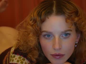 hot cam girl ellaa91 image #4094900