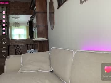 hot cam girl bush_mia image #2645970