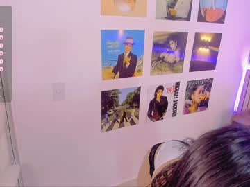 hot cam girl little_effy18 image #3789550