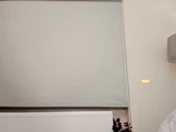 hot cam girl snowww_white image #1587904