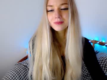hot cam girl pervyblonde image #1184572