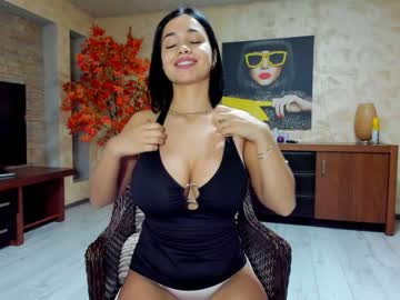 hot cam girl raquelle_star image #2821058