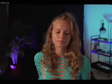 hot cam girl chillwithkira image #1540005