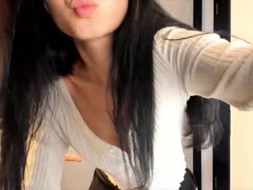 hot cam girl akino_17 image #1269969