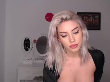 hot cam girl i_am_sarahxxx image #612210