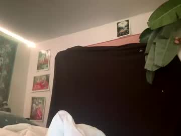 hot cam girl bananascoconutz image #4216381