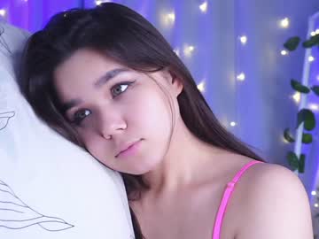 hot cam girl helenmoors image #3392772