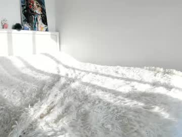 lilyrouzi hot cam