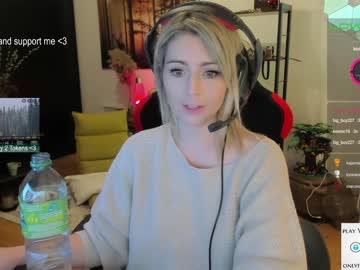 hot cam girl kimilee22 image #1253053