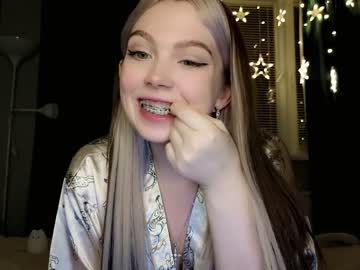 hot cam girl small_blondee image #3780146