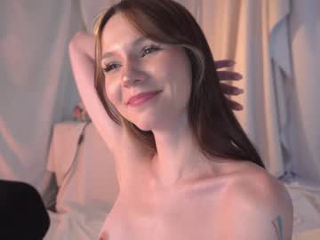 hot cam girl kateuwugirl image #3802502