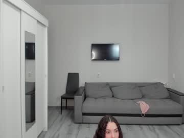 hot cam girl reilbell image #2684347