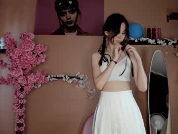 hot cam girl emmi_sunshine image #3303630