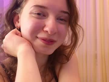 hot cam girl checkmypeach image #4003291