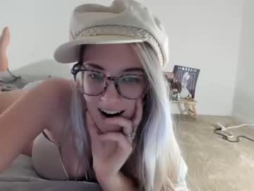 hot cam girl mariah95 image #627519