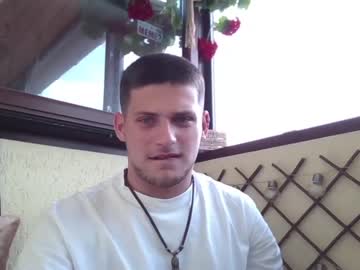 hot cam man roberto_twink1 image #3032505