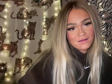 hot cam girl ari_02 image #3456244