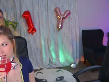 hot cam girl juicyandthepussyblvd image #1637126