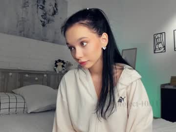 hot cam girl riskyproject image #3765251