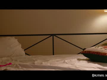 hot cam girl cinnabelle image #2090845