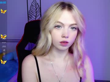 hot cam girl small_blondee image #2499262