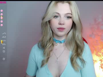 hot cam girl small_blondee image #2759789