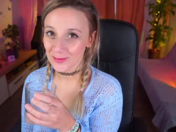 hot cam girl juicyandthepussyblvd image #1938121