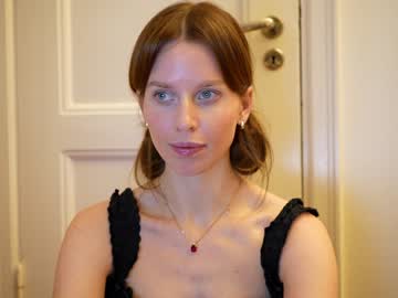 hot cam girl ellaa91 image #2078756