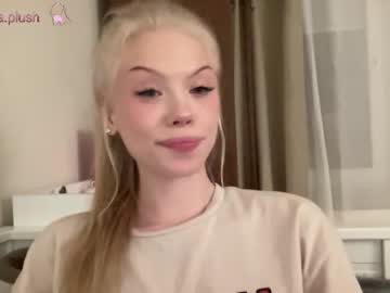 hot cam girl sonyaplush image #2862688