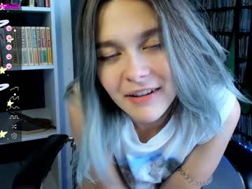 hot cam girl icefroq image #1870377