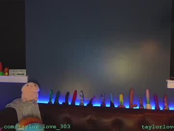 hot cam girl taylor_love_303 image #3716005