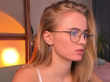 hot cam girl linellali image #1834873