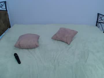 hot cam girl breeding_material image #3041160