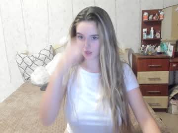 hot cam girl emmika_ image #1770132