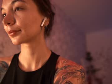hot cam girl kronniekray image #663351