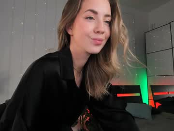 hot cam girl emmi_rosee image #3831936