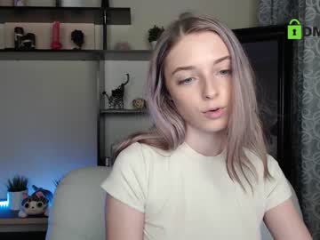 hot cam girl adrykilly image #216540