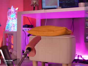 hot cam girl lil_eva image #3941622