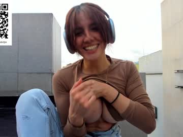 hot cam girl vanandjuani image #2857793