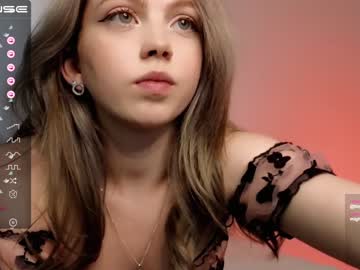 hot cam girl small_blondee image #3008588