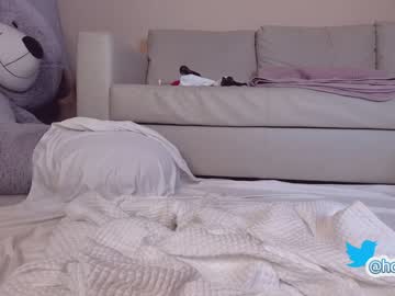 hot cam girl hollyextra image #200172