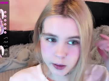 hot cam girl nyakawaii69 image #2556018