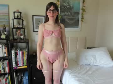 hot cam girl ellynaomi image #1247057