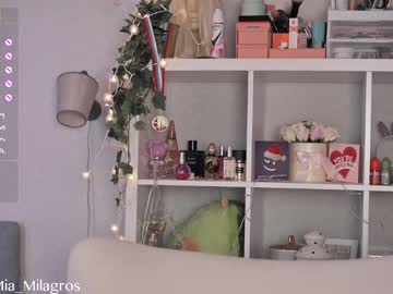 hot cam girl mia_milagros image #3355033