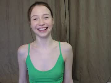 hot cam girl lovelydelmel image #4287087