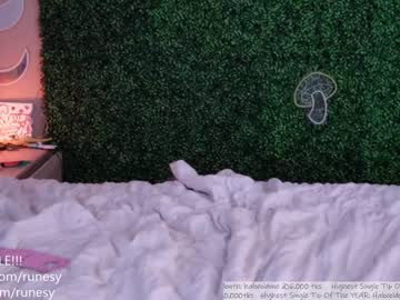 hot cam girl runesy image #1981149