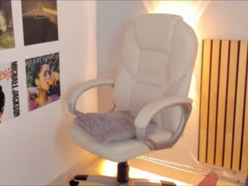 hot cam girl little_effy18 image #3397896