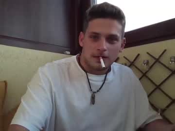 hot cam man roberto_twink1 image #2970127